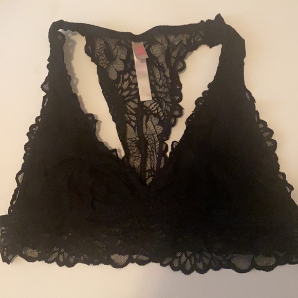Victoria’s a secret bralette bundle! - Picture 5 of 5